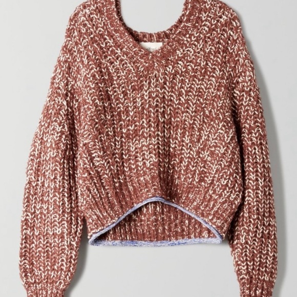 Aritzia Sweaters - Cropped chunky knit sweater